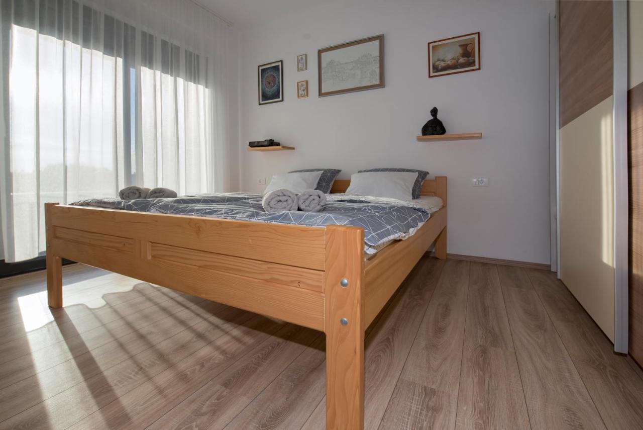 מדולין Apartment Belvedere Sea View מראה חיצוני תמונה